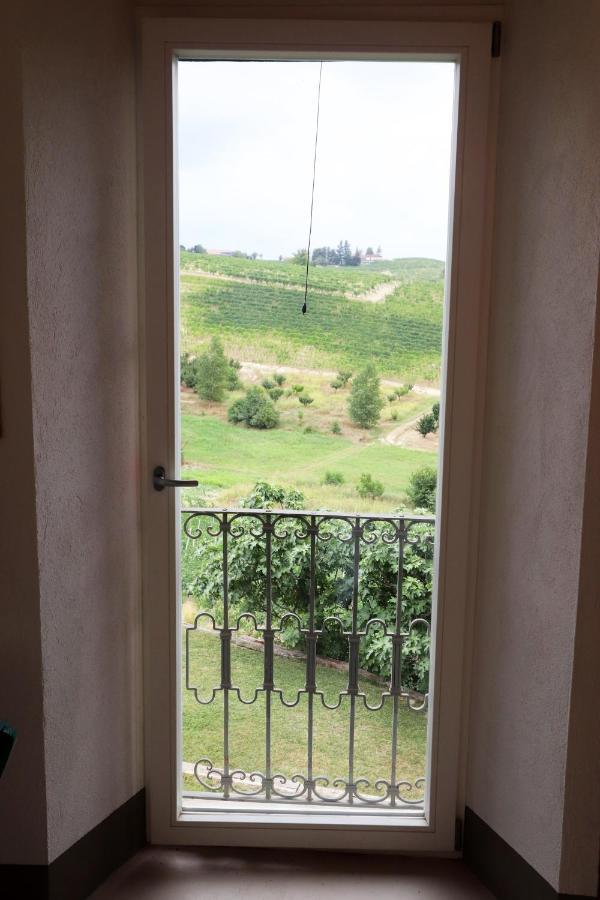 B&B Tricudai Agliano Terme Eksteriør billede